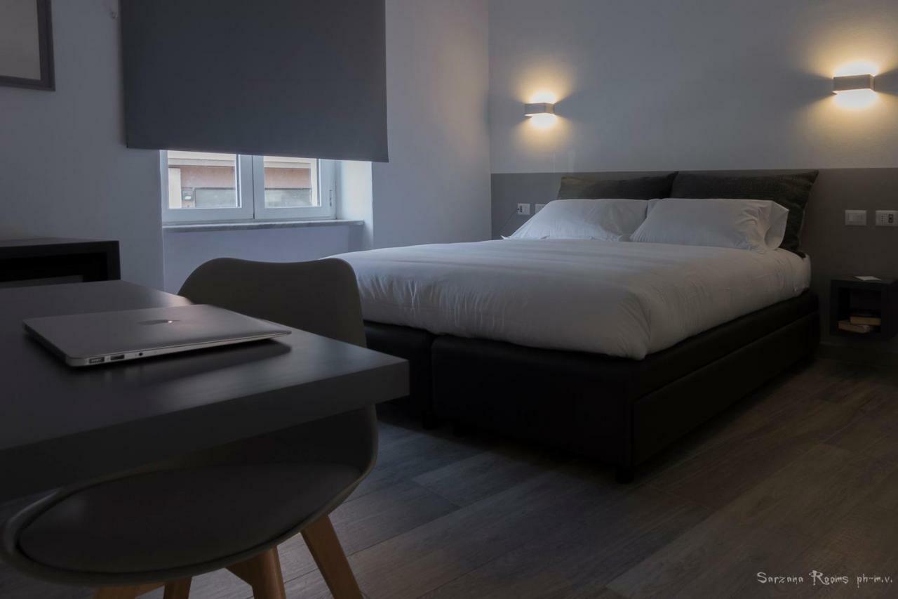 Sarzana'S Rooms Eksteriør billede