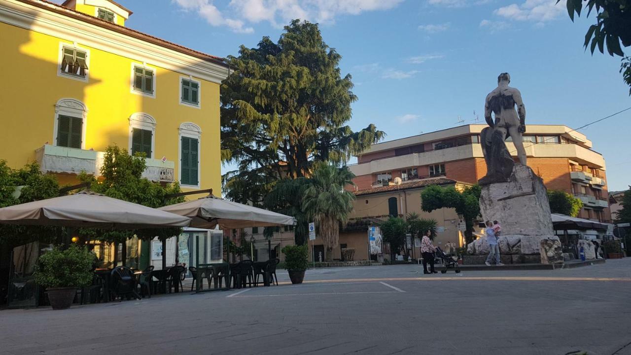 Sarzana'S Rooms Eksteriør billede