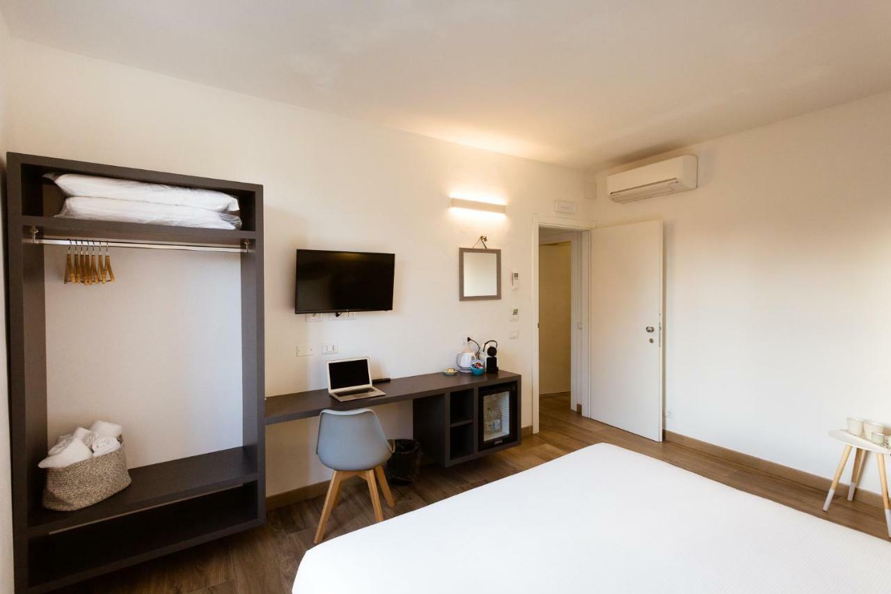 Sarzana'S Rooms Eksteriør billede