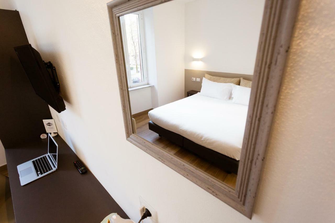 Sarzana'S Rooms Eksteriør billede